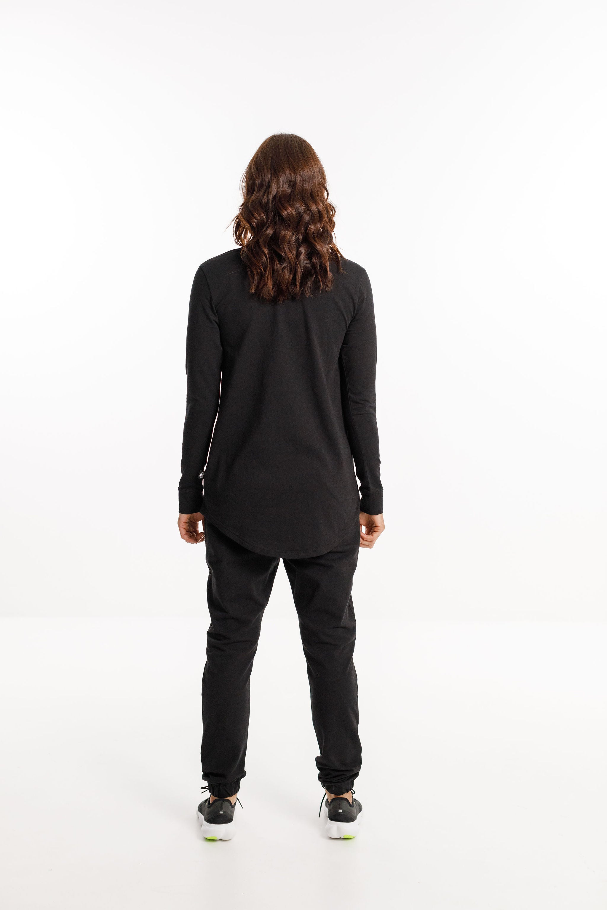 Harper Long Sleeve Tee | Black with Varsity print