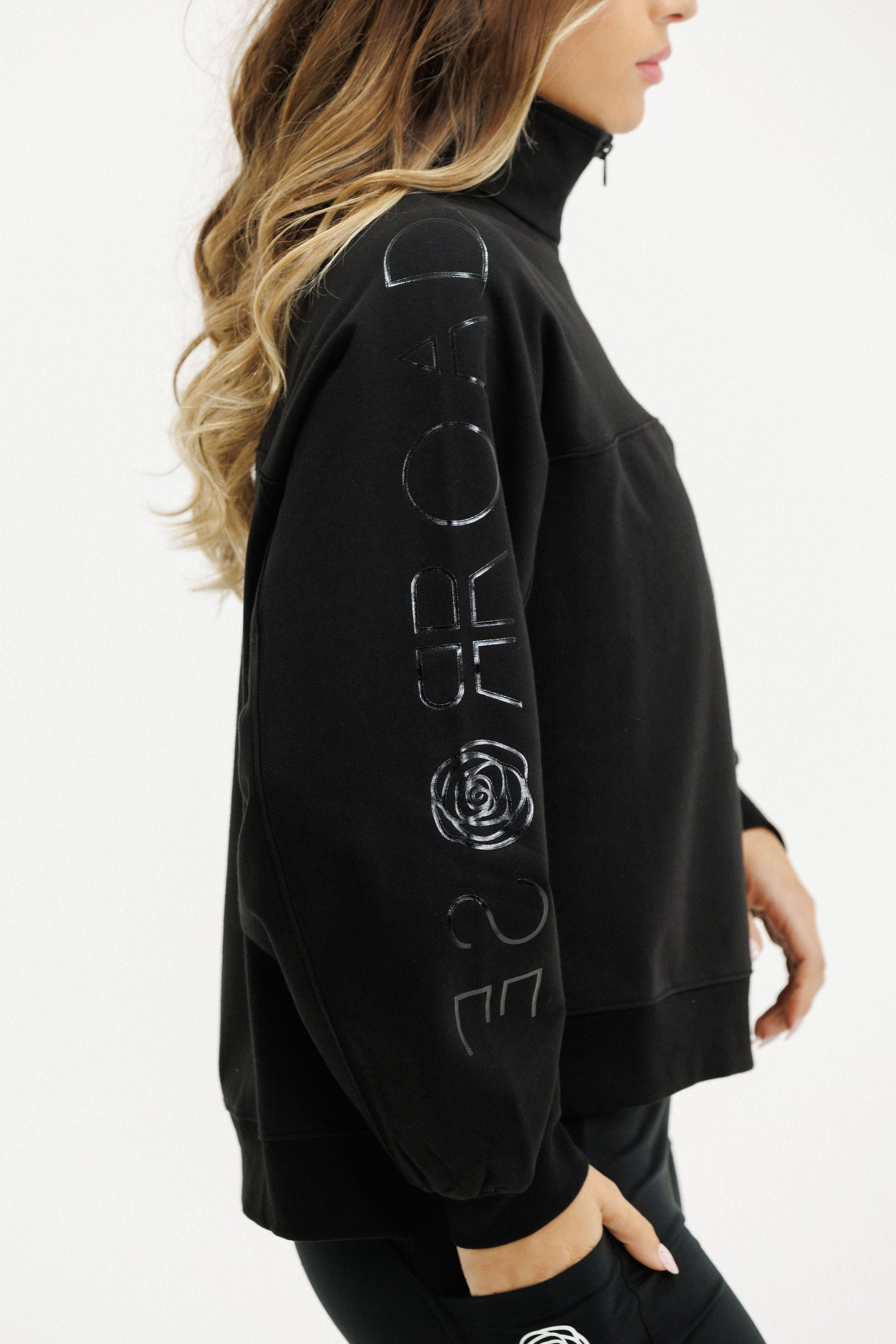 Kobe 1/4 Zip Crew | Black